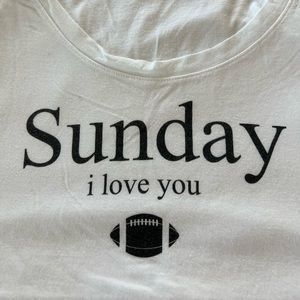EXPRESS Tee “Sunday 🏈 I love you”